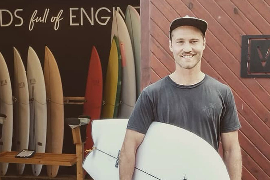 Linus im Surfcamp